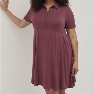 Collared Jersey Shirtdress
Dusty Red